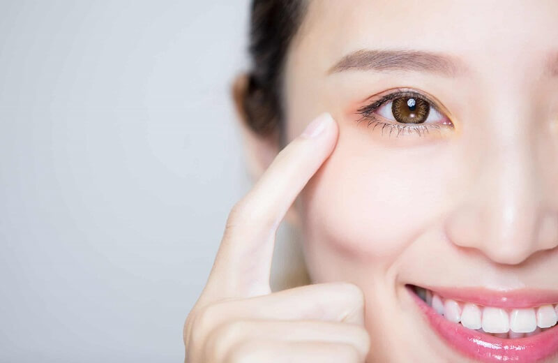 Tăng cường bổ sung các thực phẩm tốt cho sức khỏe và mau lành vết thương mí mắt