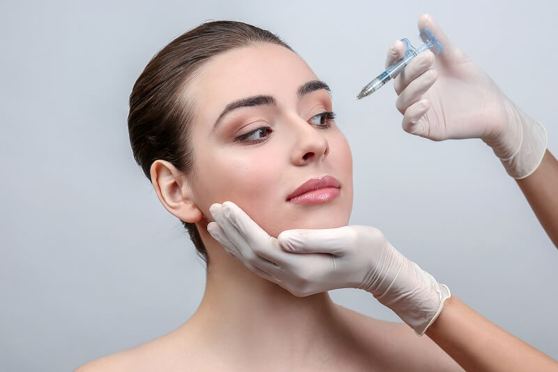 Kỹ thuật tiêm căng da mặt không gây hại cho sức khỏe và làn da