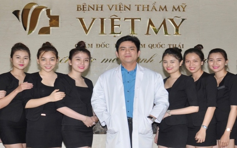 Bác sĩ Chiêm Quốc Thái có tay nghề chuyên môn cao, đã thực hiện vô số các ca làm đẹp cho khách hàng