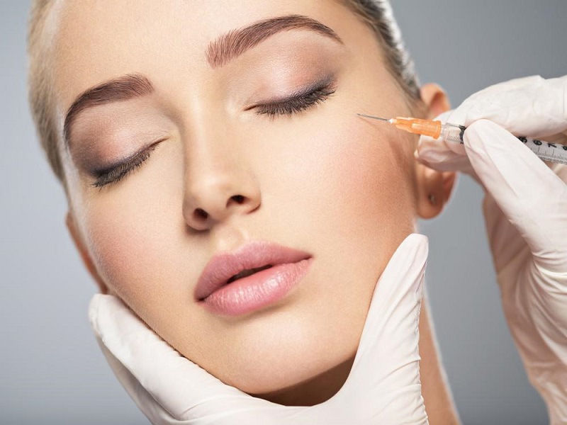 Tiêm botox có thể cải thiện mắt trước trị phẫu thuật lác mắt