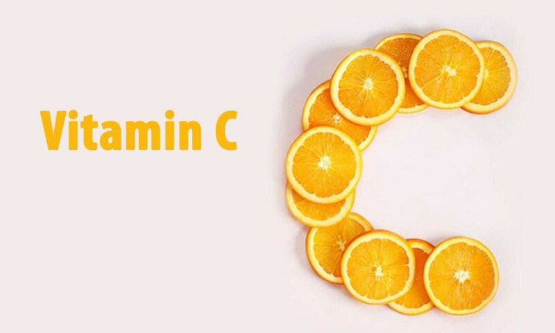 uống vitamin c làm trắng da