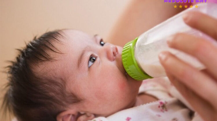 Các triệu chứng dị ứng sữa công thức ở trẻ