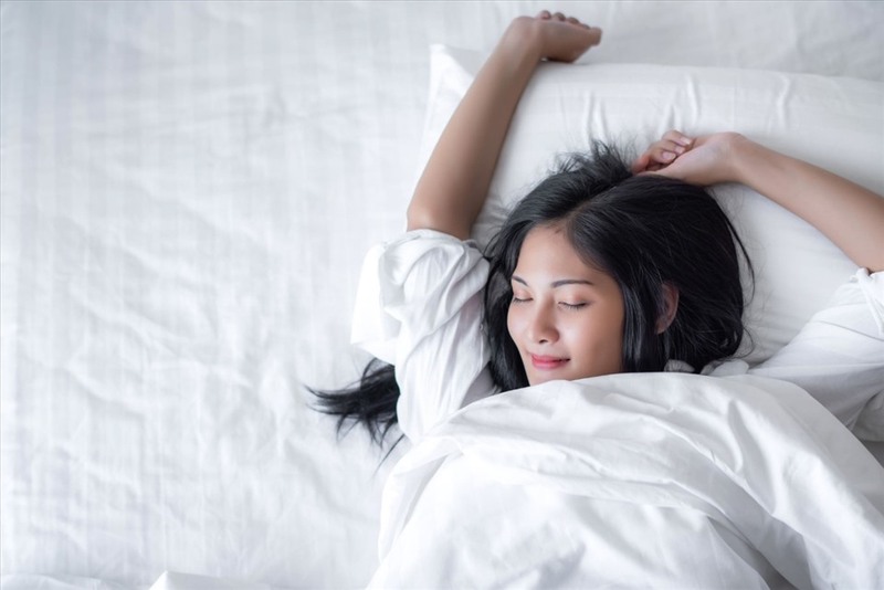 Bạn phải luôn nằm ngửa khi ngủ để tránh ảnh hưởng đến dáng mũi đã nâng
