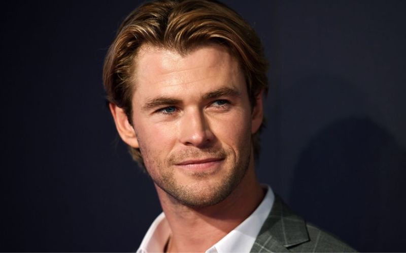 Chris Hemsworth làm cho các fan nữ yêu mến vì đôi mắt quá đẹp