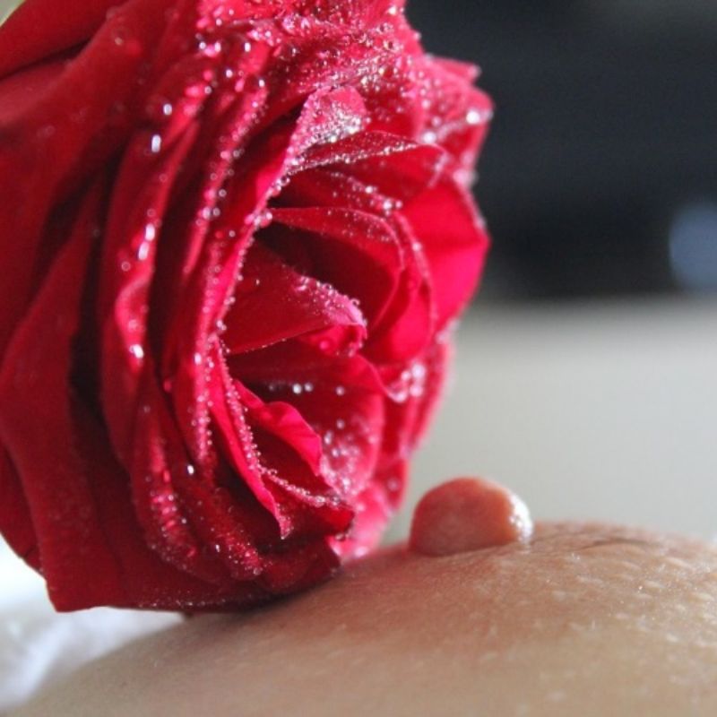 Cách làm hồng nhũ hoa cấp tốc bằng công nghệ thẩm mỹ